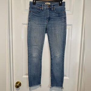 Madewell Blue 9” High-Rise Skinny Crop Jeans. Size 27
